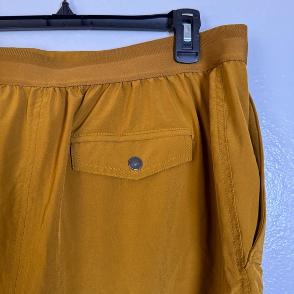 Athleta Vienna Cargo Skort - Picture 10 of 16